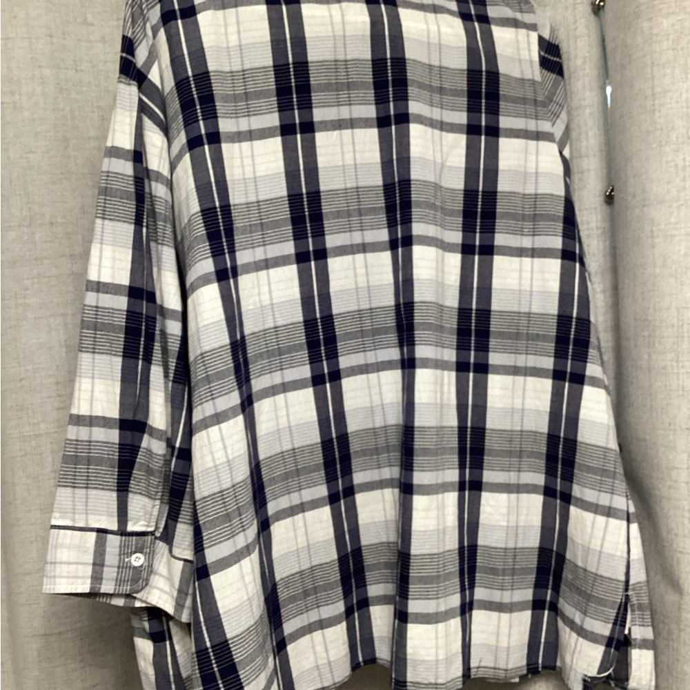 Per Se Blue and White Casual Button Down Shirt - Picture 7 of 9